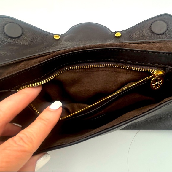 Tory Burch Miller Gold Metal Black Leather Wristlet Clutch Magnet Closure SOFT - Picture 7 of 13
